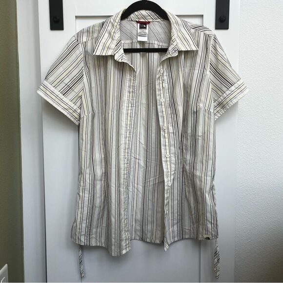 North Face Striped Button Down Women’s Tee - Picture 3 of 16